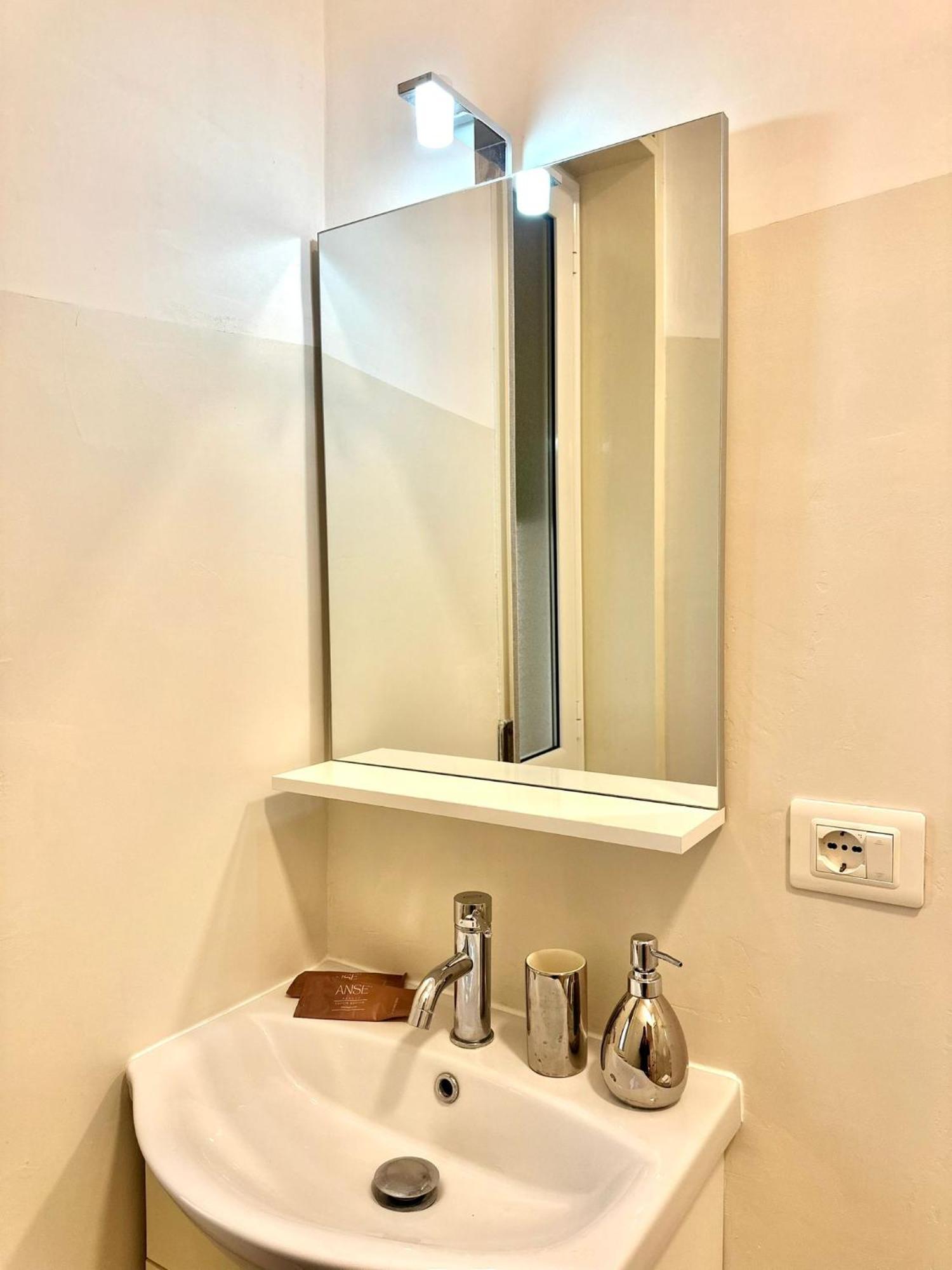 Igea Home Салерно Екстериор снимка